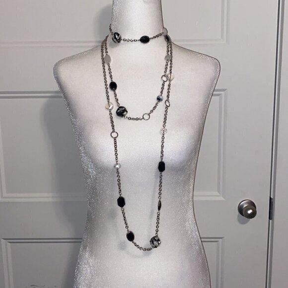 LONG Necklace Pendant Black and Silver Tone - Picture 3 of 6